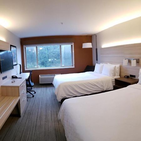 Holiday Inn Express Fort Bragg By Ihg Exteriér fotografie